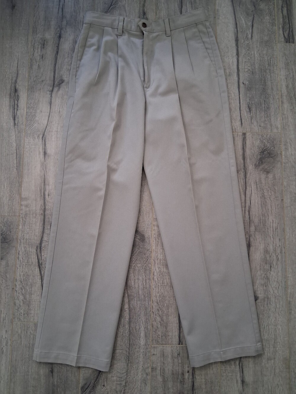 Men's Classic Pleated Dress Pants - Light Beige